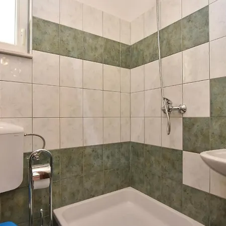 6 Bedroom Lovely In Dicmo Osoje Jadrici